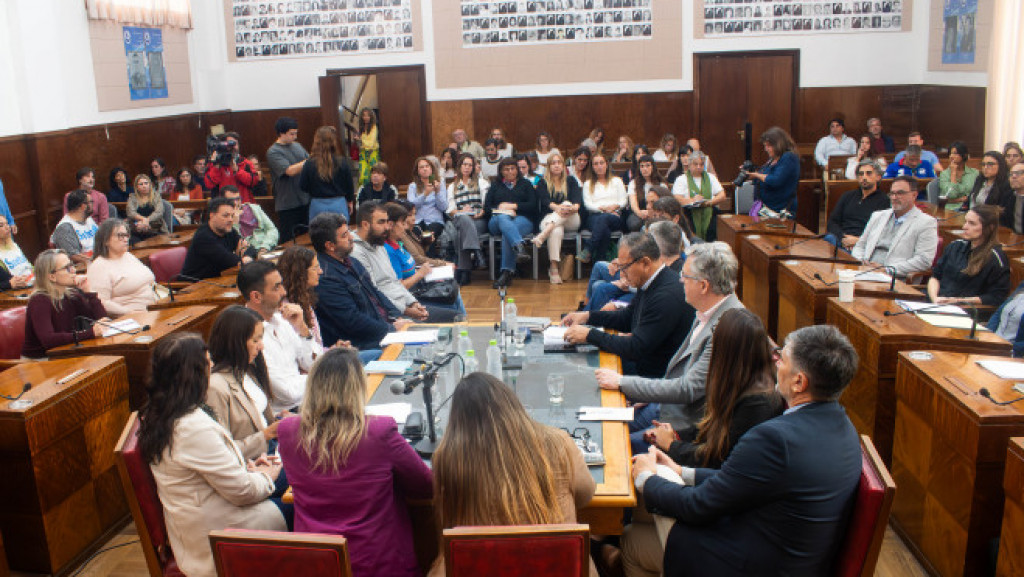 Se constituyó la Mesa de Trabajo “Escuelas Libres de Violencias”