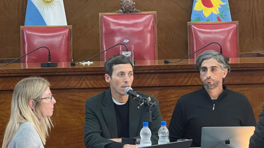 Tratan la tarifa del boleto en la reunión conjunta de las comisiones de Movilidad y de Legislación