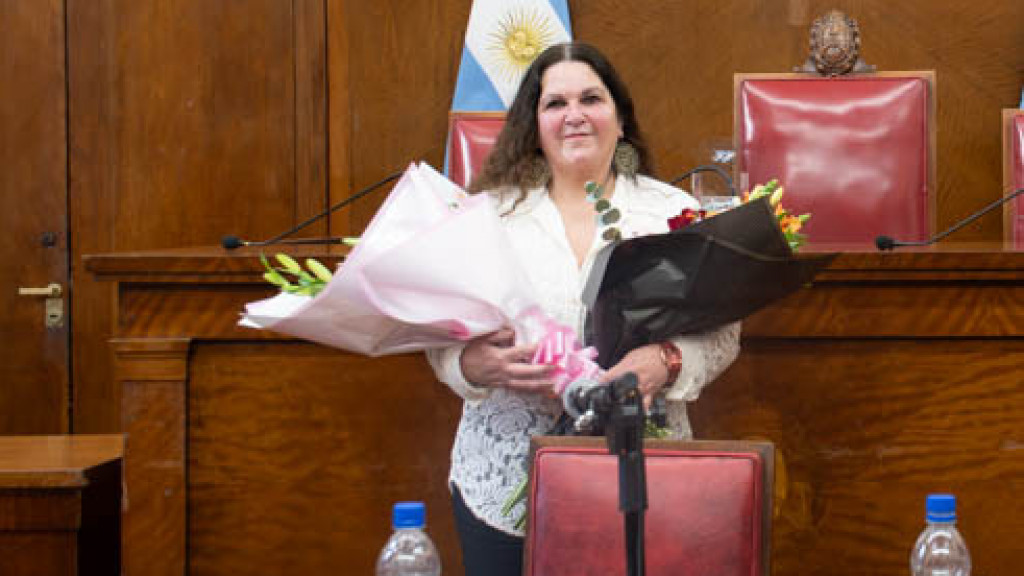 Reconocimiento a la Dra Hechem y a un espacio comunitario que contiene y acompaña a pacientes en el tramo de la enfermedad